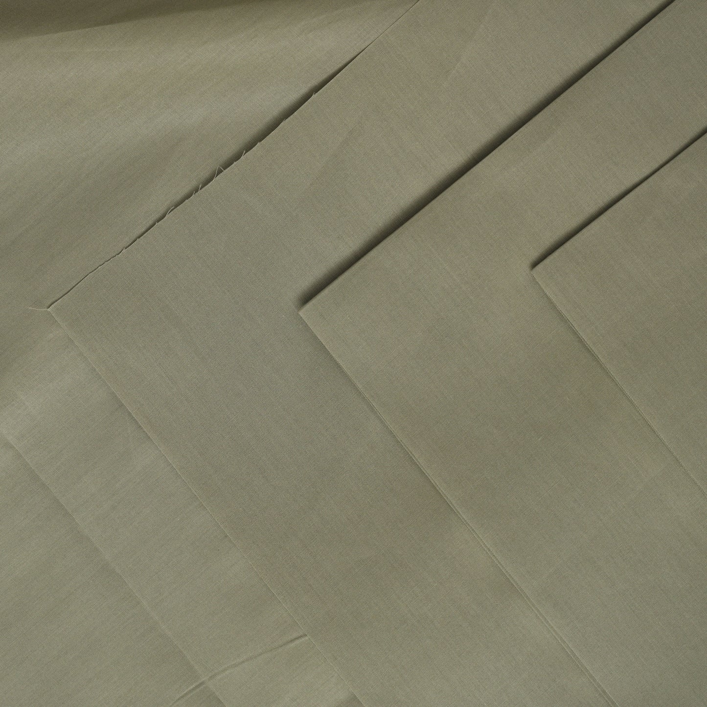 UNSTITCHED COTTON ROMAN - OLIVE GREEN