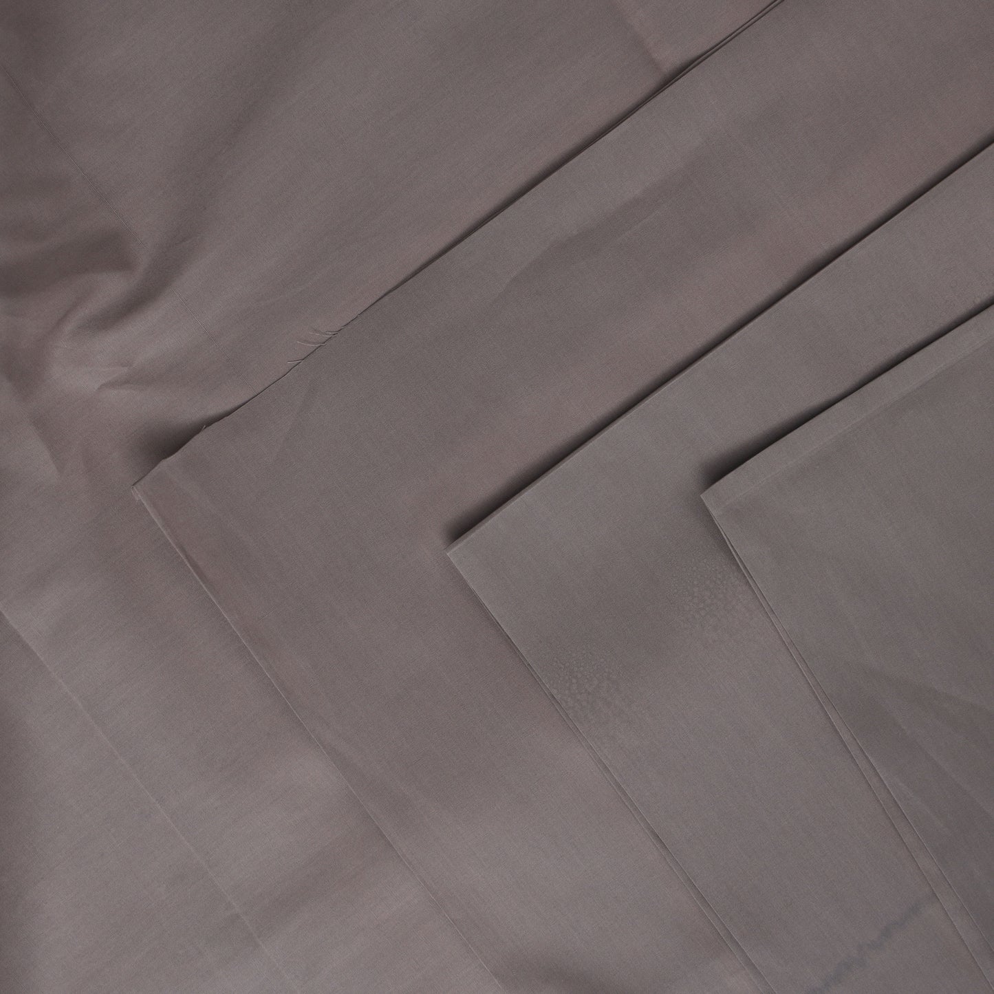 UNSTITCHED COTTON ROMAN - BROWNISH GRAY